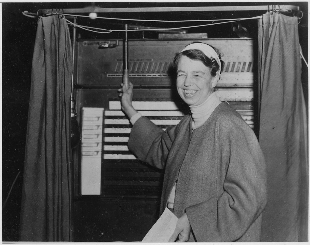 Eleanor Roosevelt voting