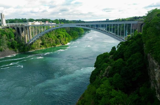 Niagara Falls suspension bridge