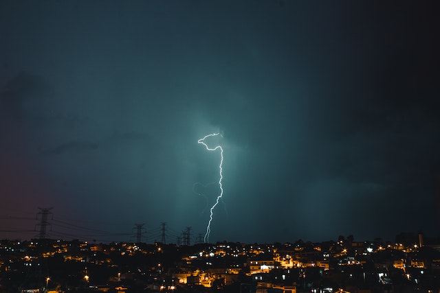 Lightning causes 24,000 injuries every year