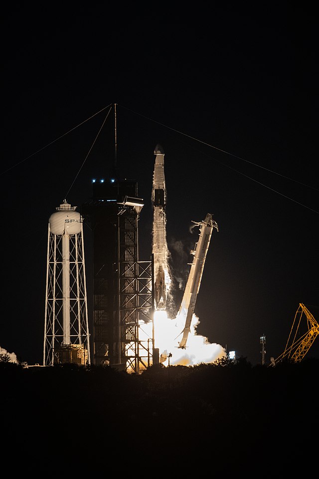 NASA-SpaceX CRS-25 Liftoff